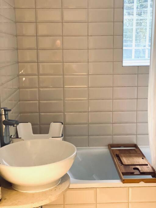 Beautiful 2 Bed/ 2 Bath Notting Hill Garden Flat Apartamento Londres Exterior foto